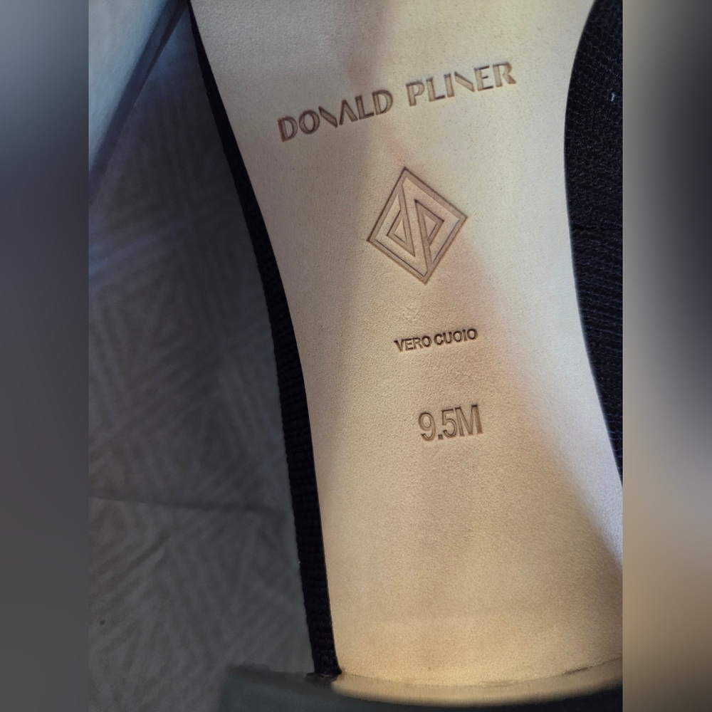 Donald J. Pliner Black Knit Texture Pump W/ Pewter Metallic Block Heel Detail - Picture 6 of 10